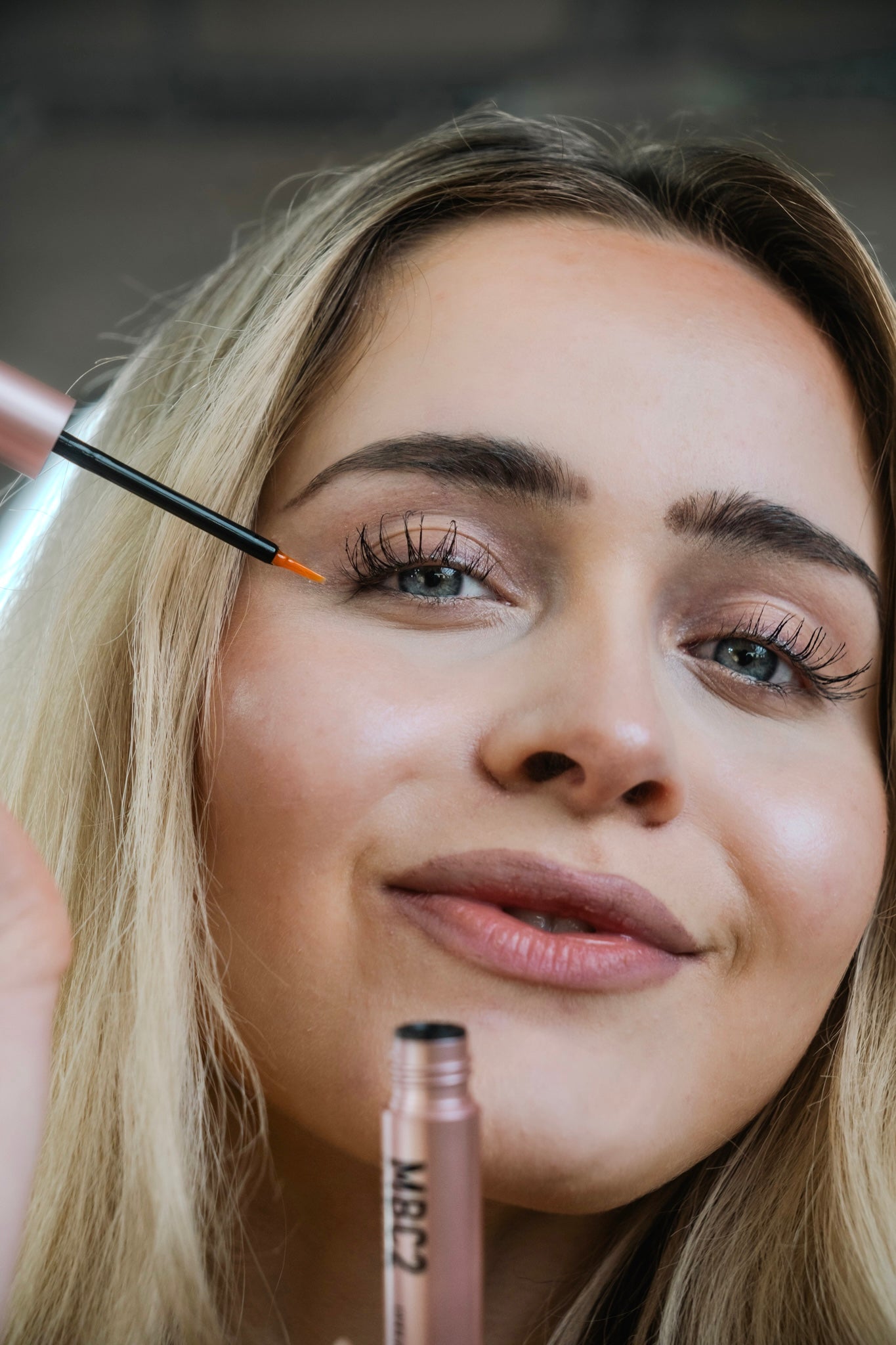 Wimpernserum